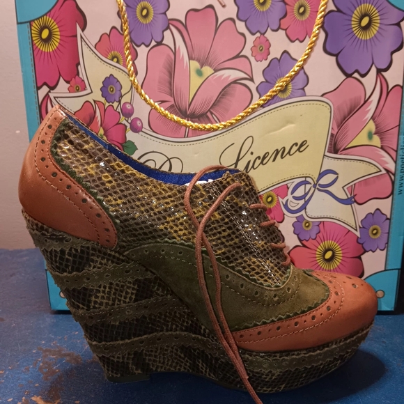 Poetic Licence wedge heel shoes - Picture 3 of 5